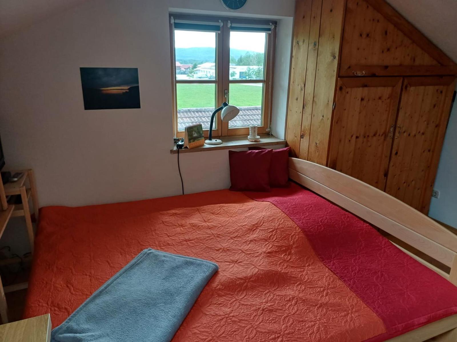 Apartment Moosblick Zwischen Bergen Und See Benediktbeuern Buitenkant foto